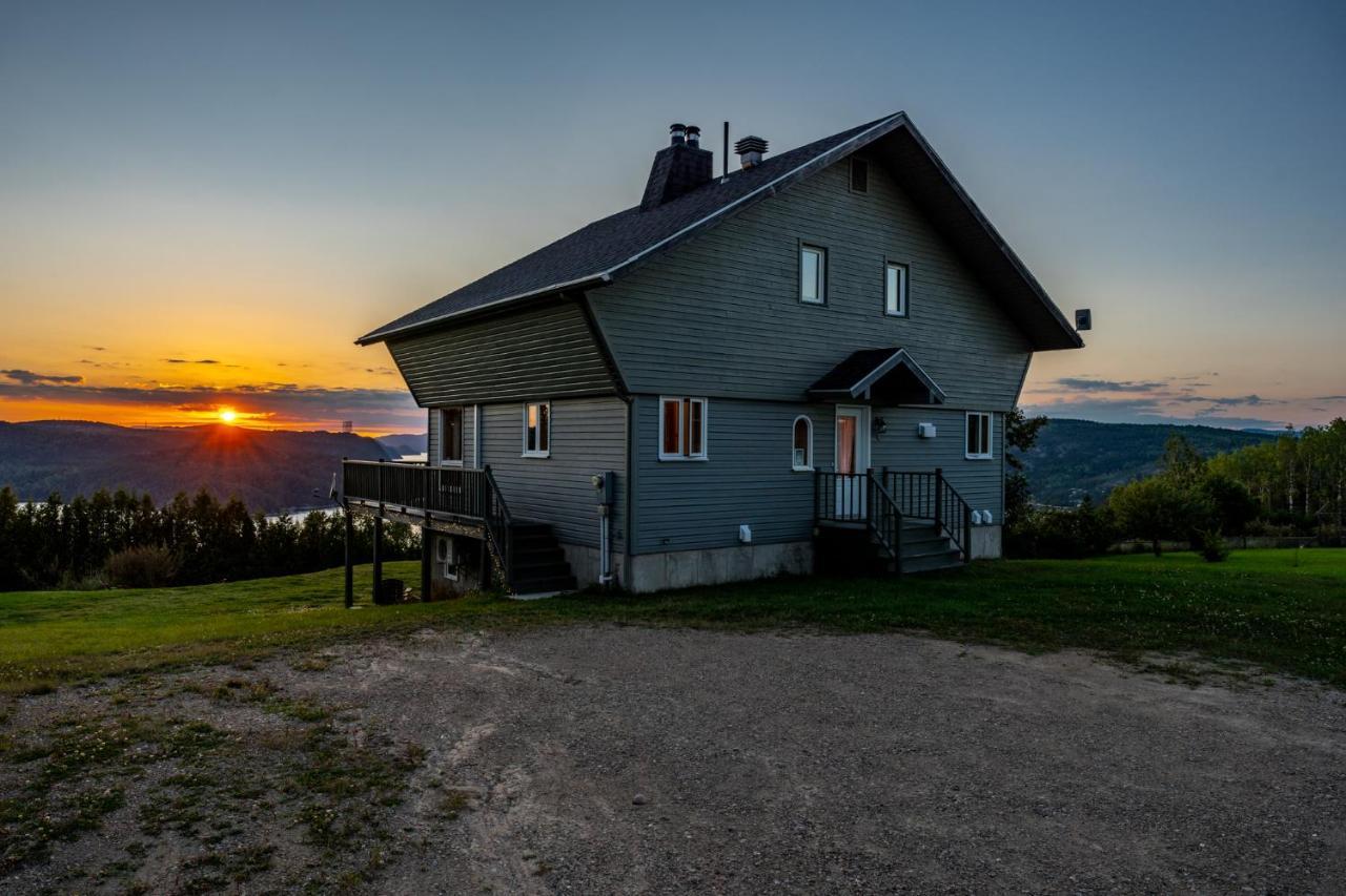 Montfjord - Chalets, Vue Spectaculaire Et Spa. Chantafjord #4 Sacre-Coeur Εξωτερικό φωτογραφία
